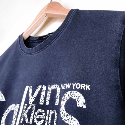 calvin klein jeans black logo tee - size medium