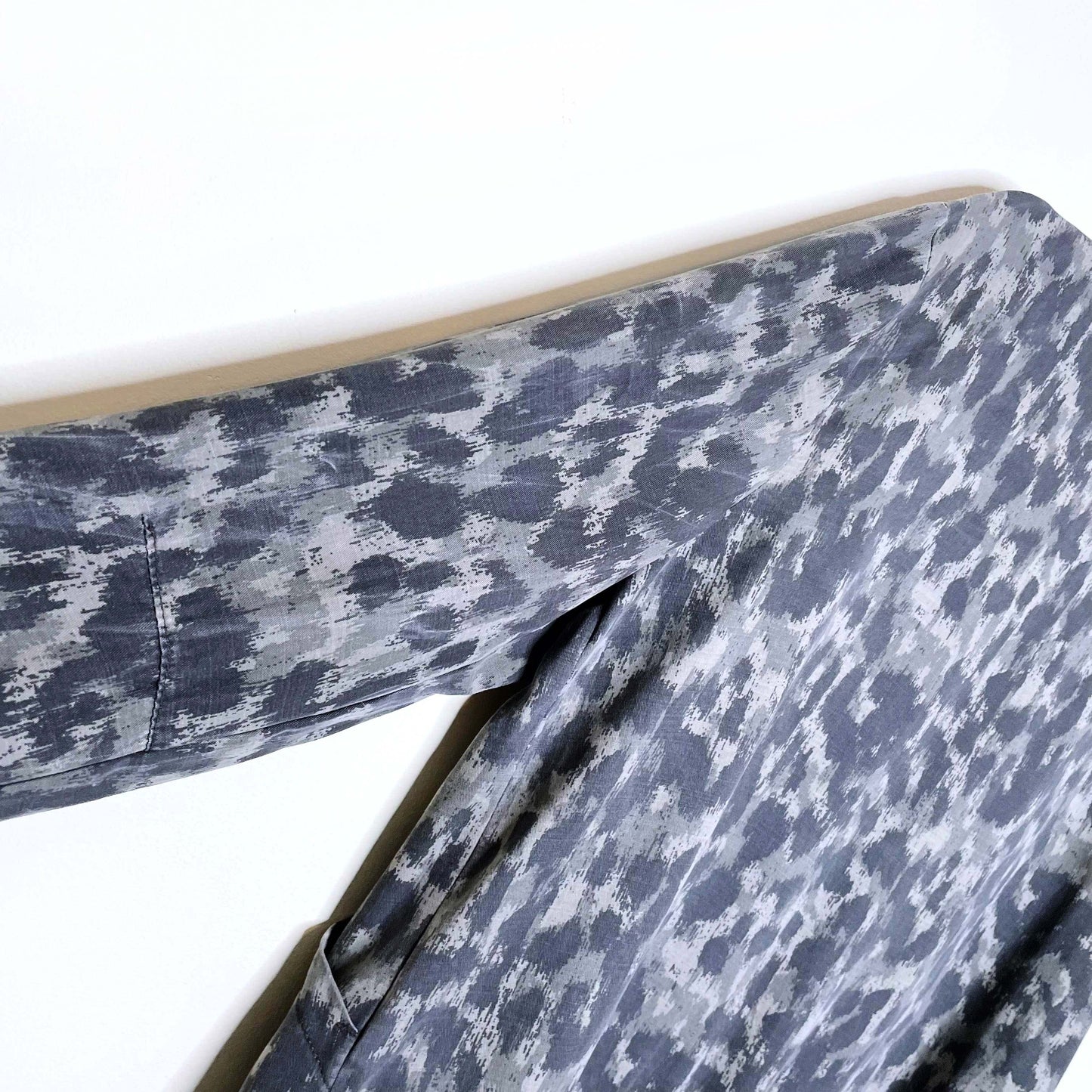 cloth & stone camo tencel bomber jacket - size medium