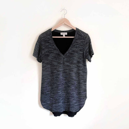 cloth & stone marled dark heather long v-neck tee - size small
