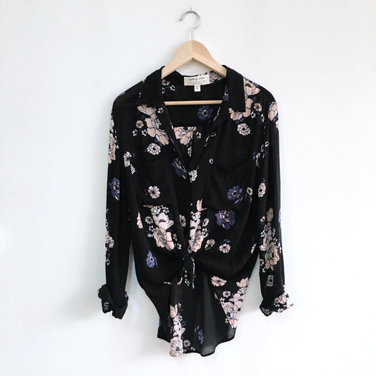 Cloth &amp; Stone Tavira Floral Buttondown - size Large