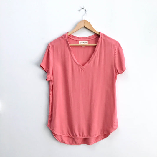Cloth &amp; Stone v neck T-shirt - size Medium