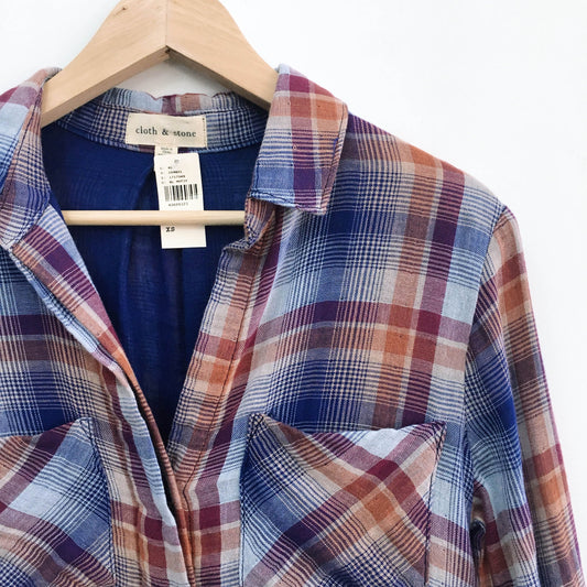 NWT Cloth &amp; Stone Motif Shirt - size xs