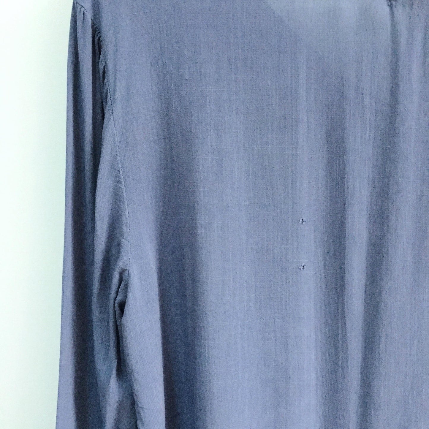 Cloth &amp; Stone Strappy V-Neck Blouse - size xs