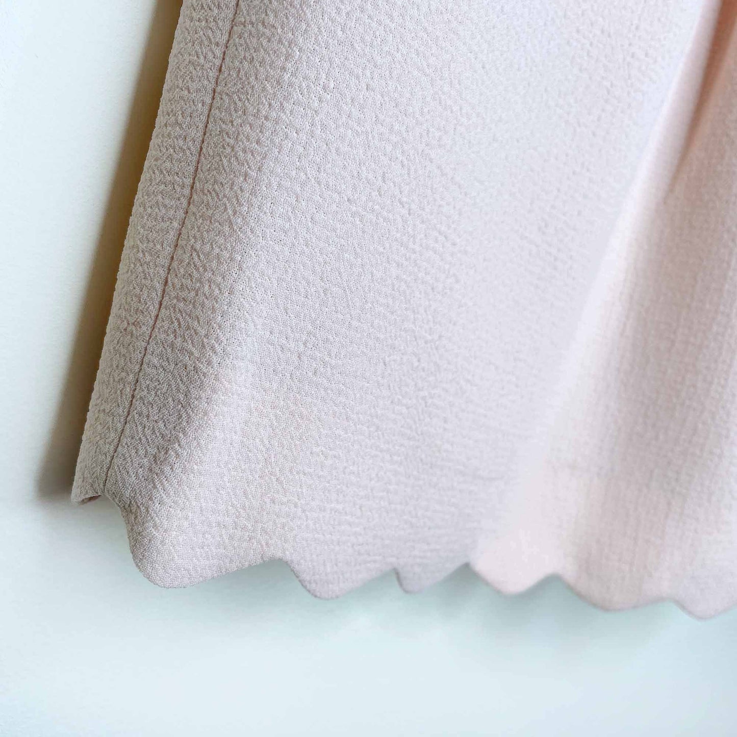 club monaco peach hanne crepe skirt with scallop hem - size 4