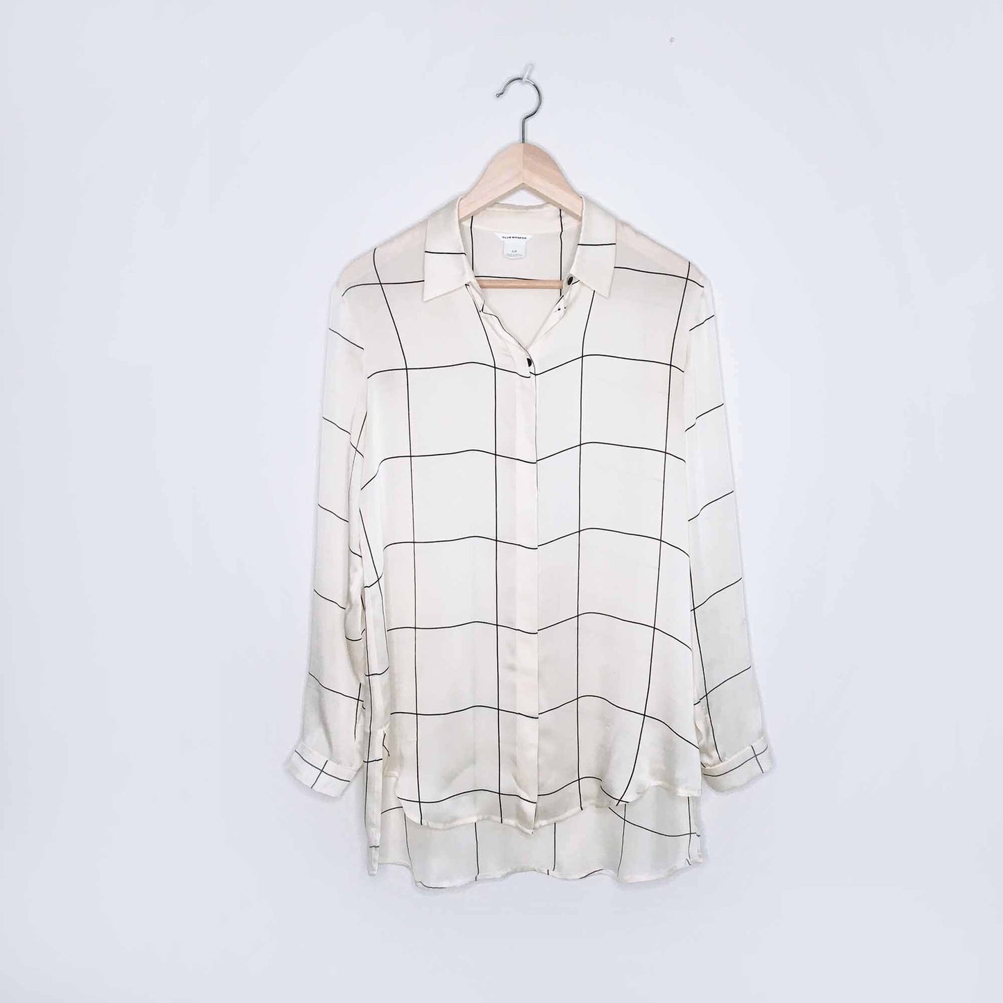 Club Monaco satin silk crosshatch button down shirt - size Small