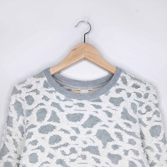 Club Monaco hook embroidered sweatshirt - size Small