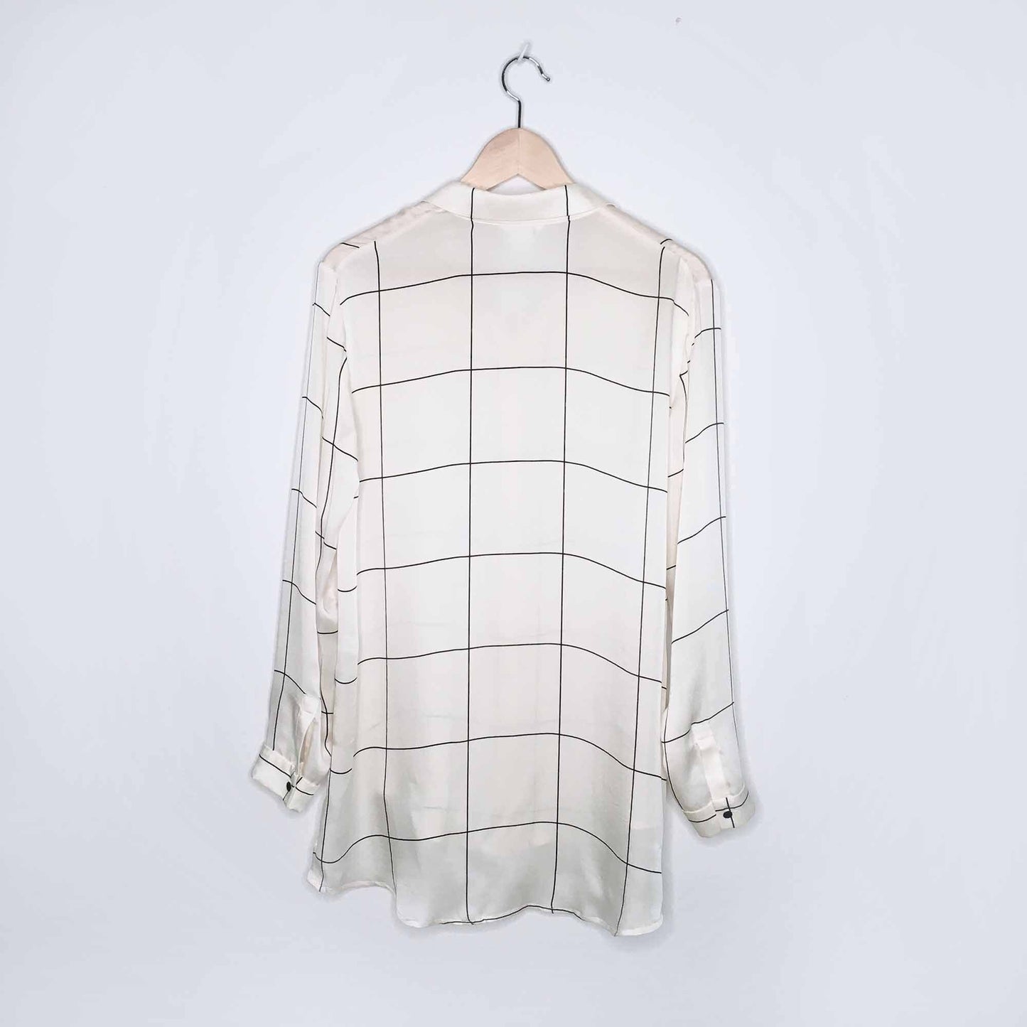 Club Monaco satin silk crosshatch button down shirt - size Small