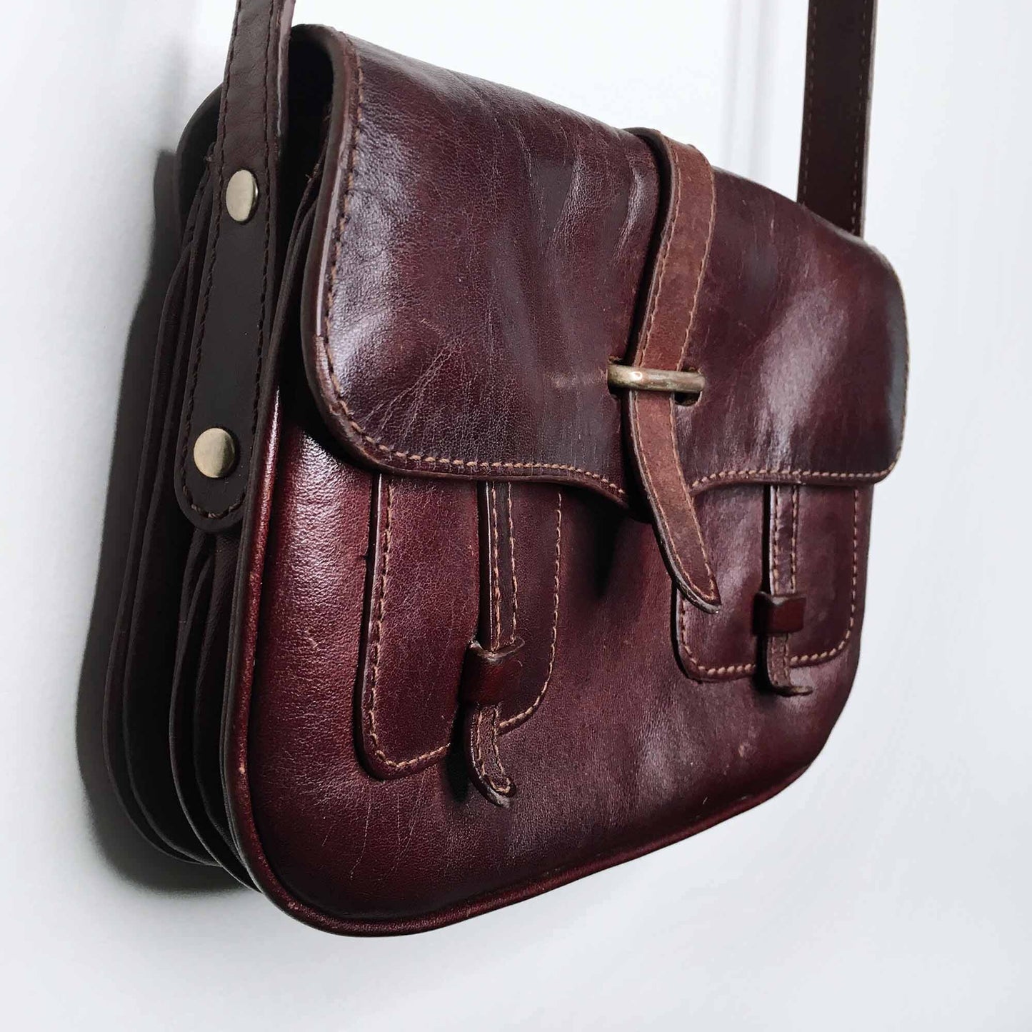vintage club monaco saddle bag cross body