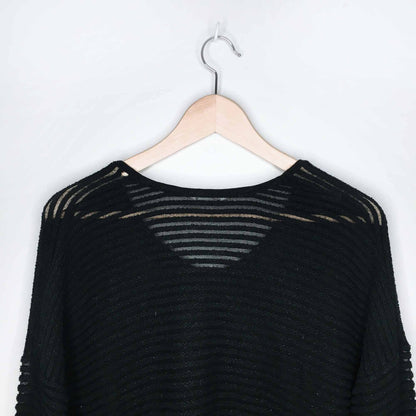Club Monaco oversized ribbed v-neck top - size Small