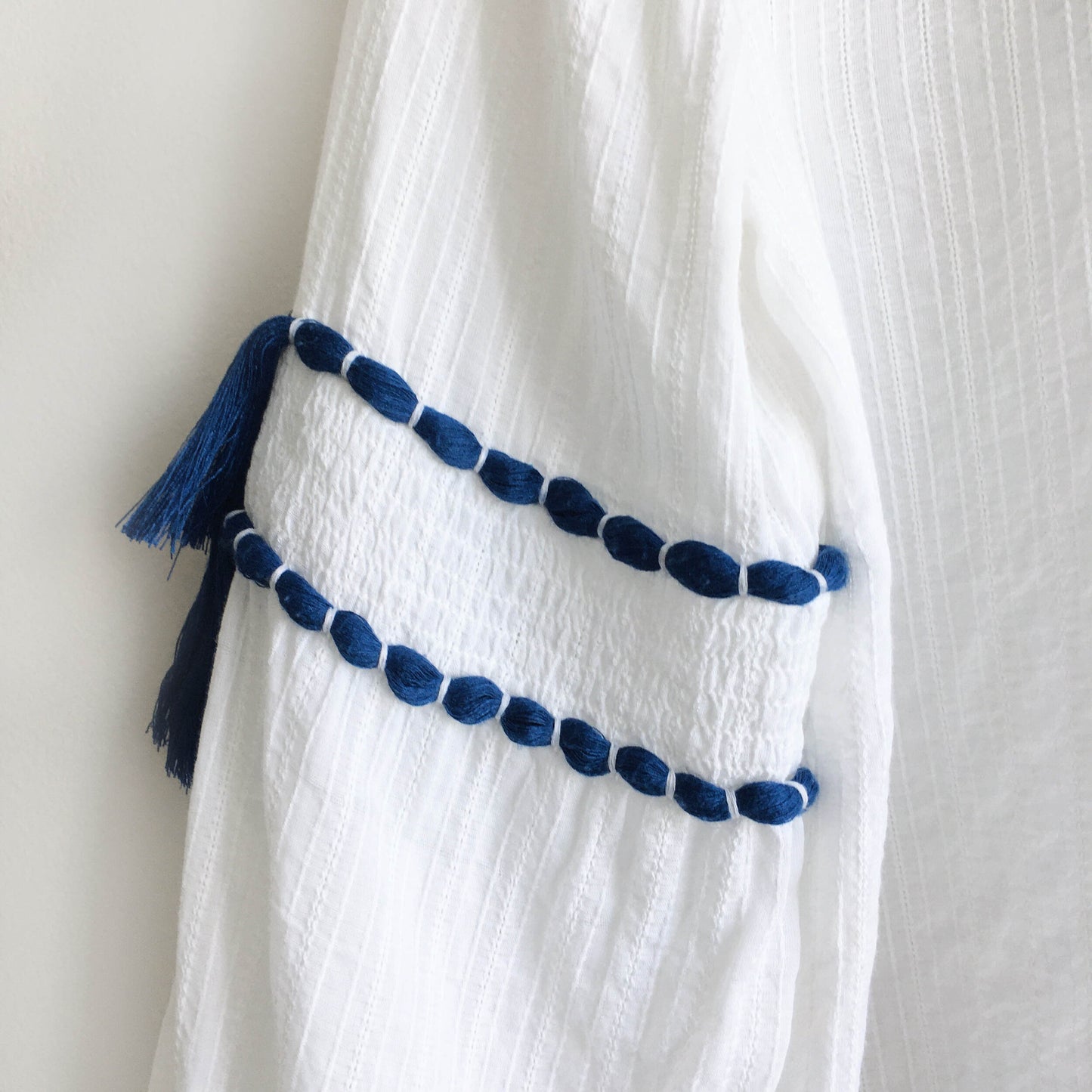 club monaco atashia boho tassel top - size xs