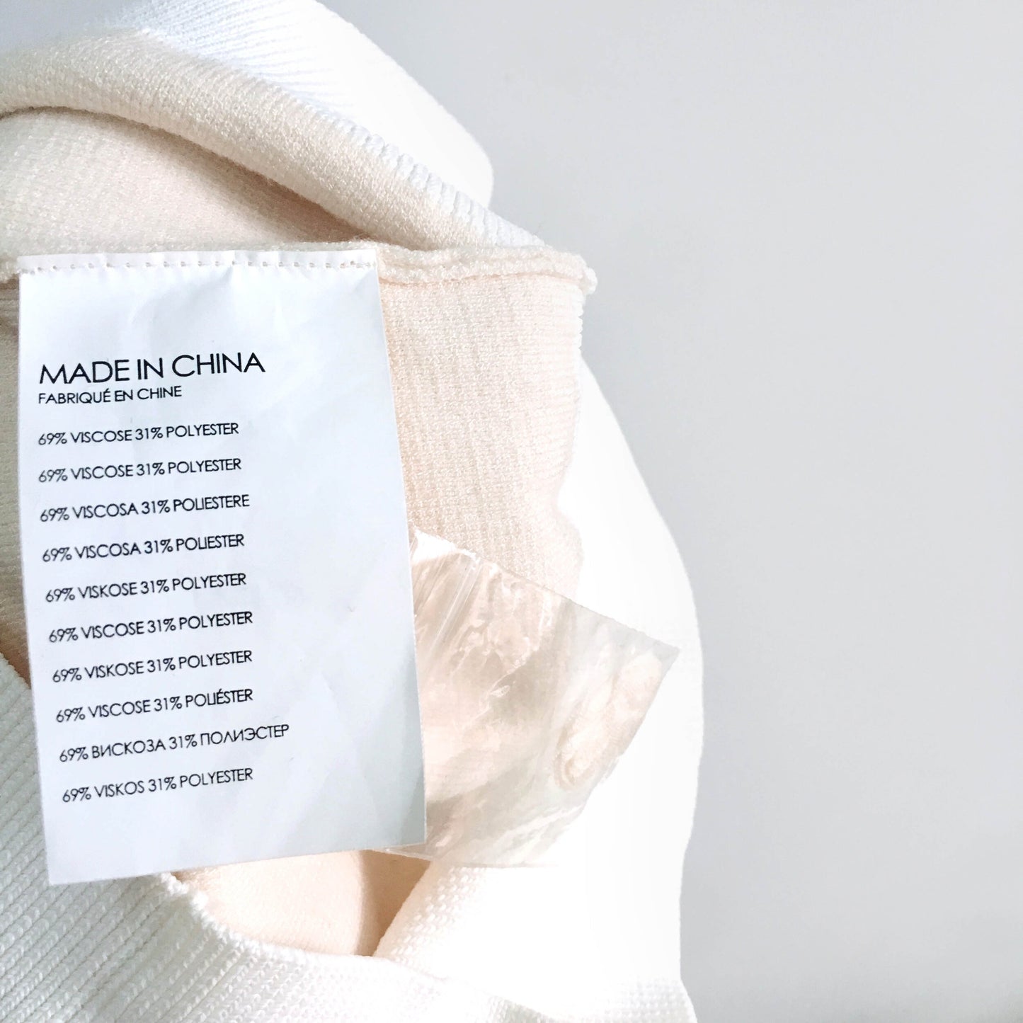 Club Monaco sleeveless Sweater - size xs