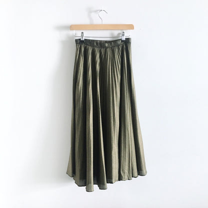 Club Monaco Annina Pleated Skirt  - size 0