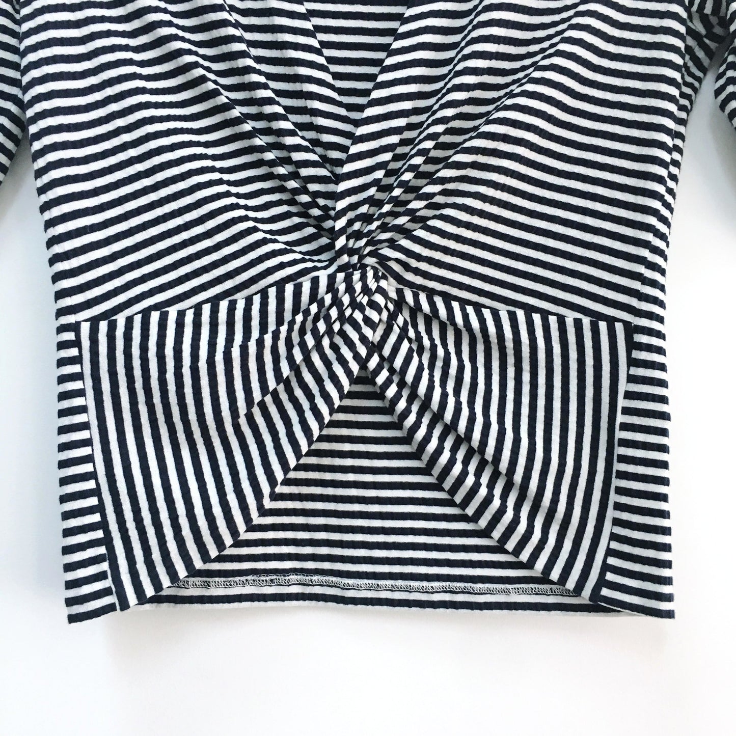 Club Monaco Ribecca Top - size Small