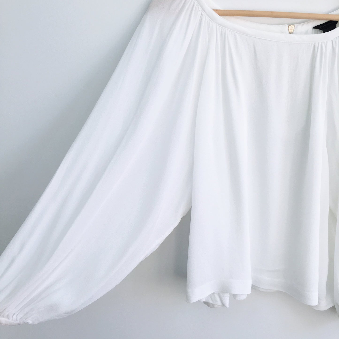 Club Monaco Balloon Sleeve Blouse - size Small