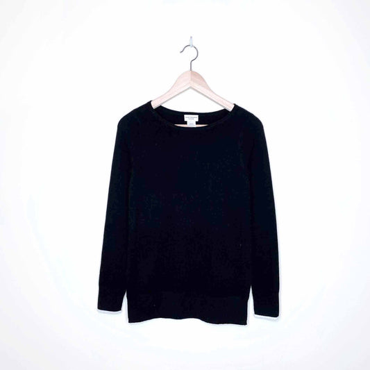 club monaco 100% cashmere sweater with slit cuff and hem - size xs