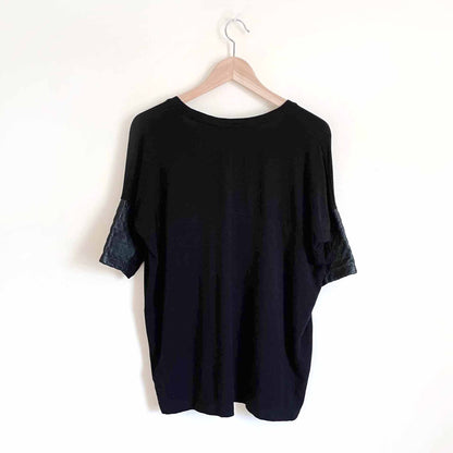 Club Monaco Regan tee with leather sleeve - size Small