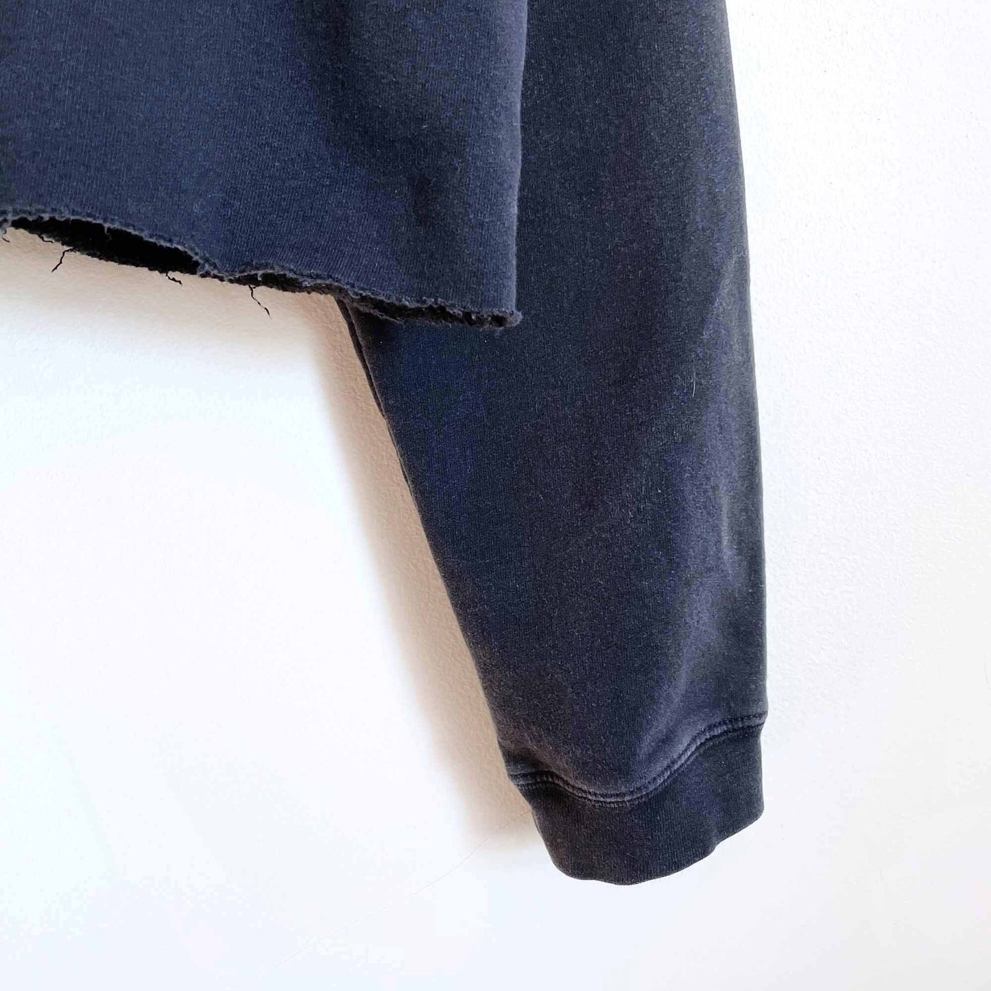 Vintage Club Monaco cropped logo sweatshirt - size Large