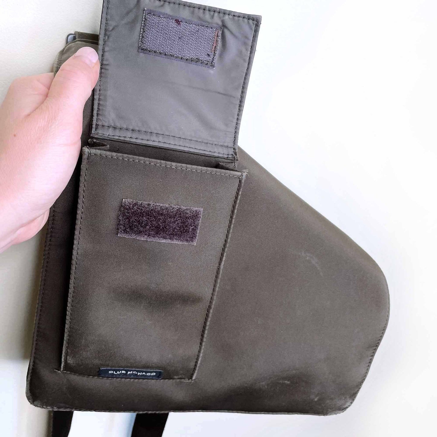 vintage club monaco nylon cross body messenger bag