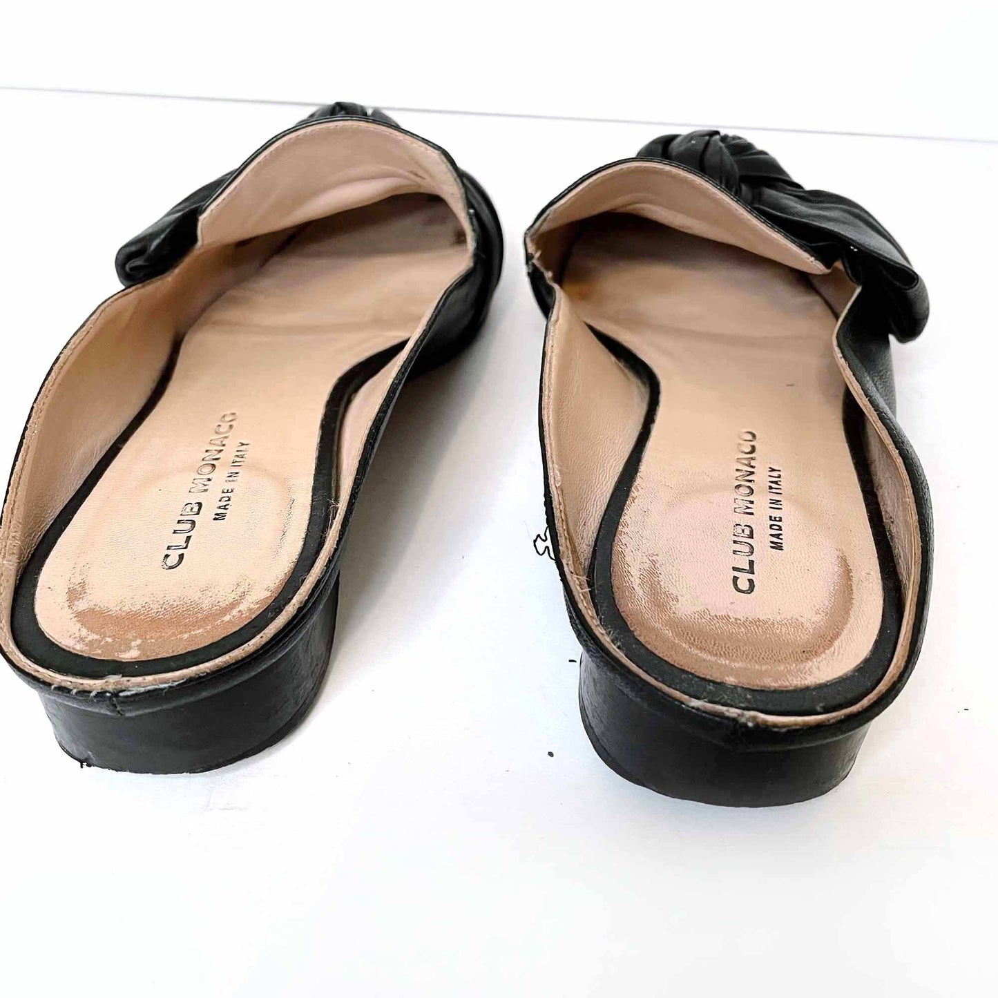 club monaco tatelyn leather bow slip on mule flats - size 39.5