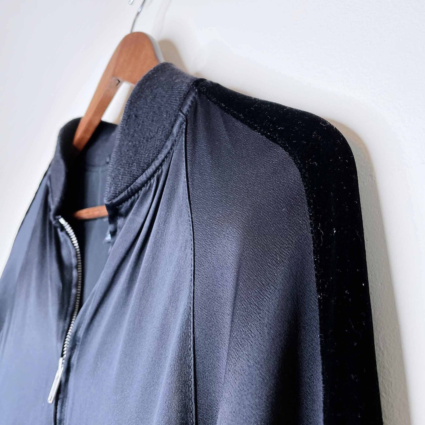 Club Monaco Bess satin bomber jacket with velvet trim - size Small