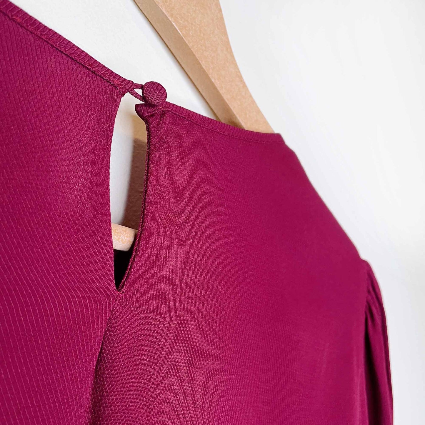 club monaco amund blouse with pleated bell sleeves - size xs