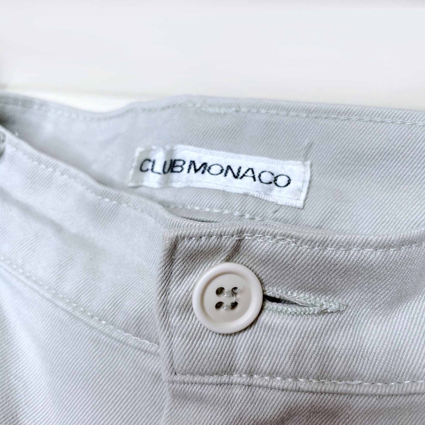 Vintage Club Monaco high rise twill shorts - size 6