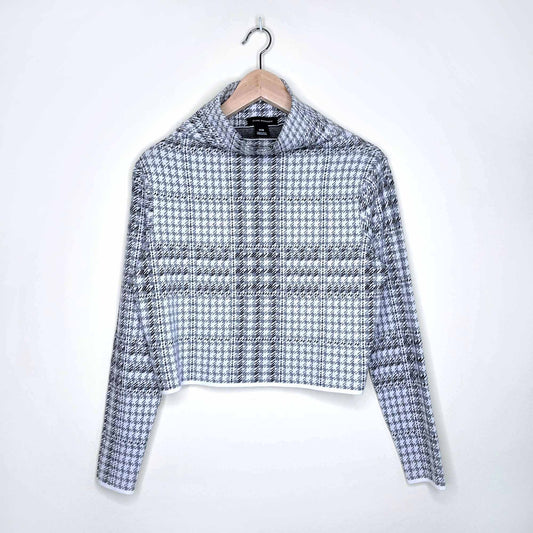 Club Monaco Melika houndstooth funnel neck sweater - size Medium