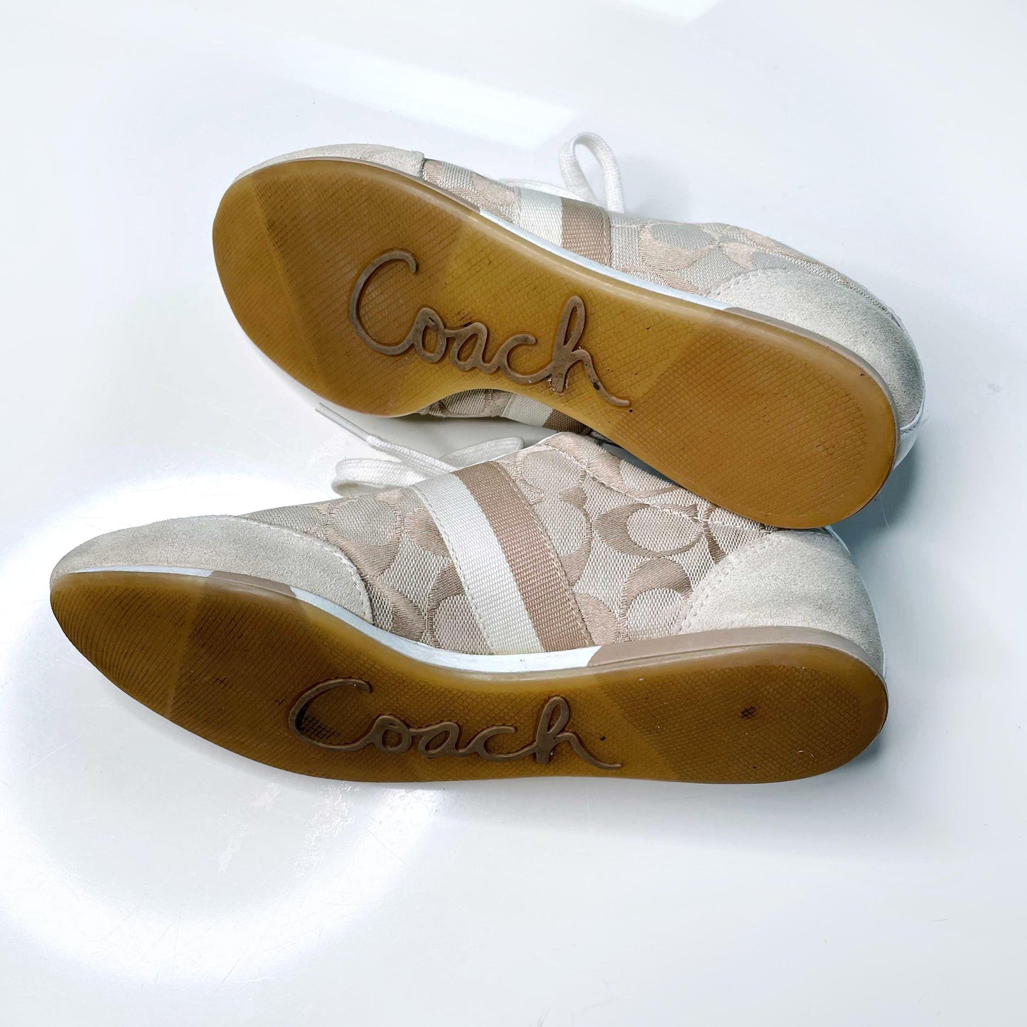 coach joss low-top cream c monogram sneakers - size 8