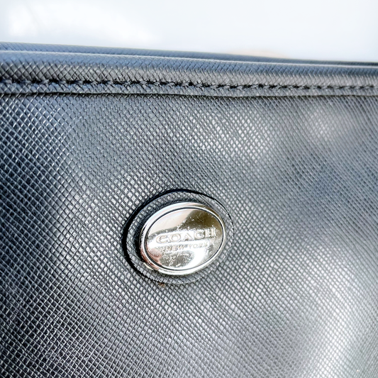 coach black leather peyton tote signature bag