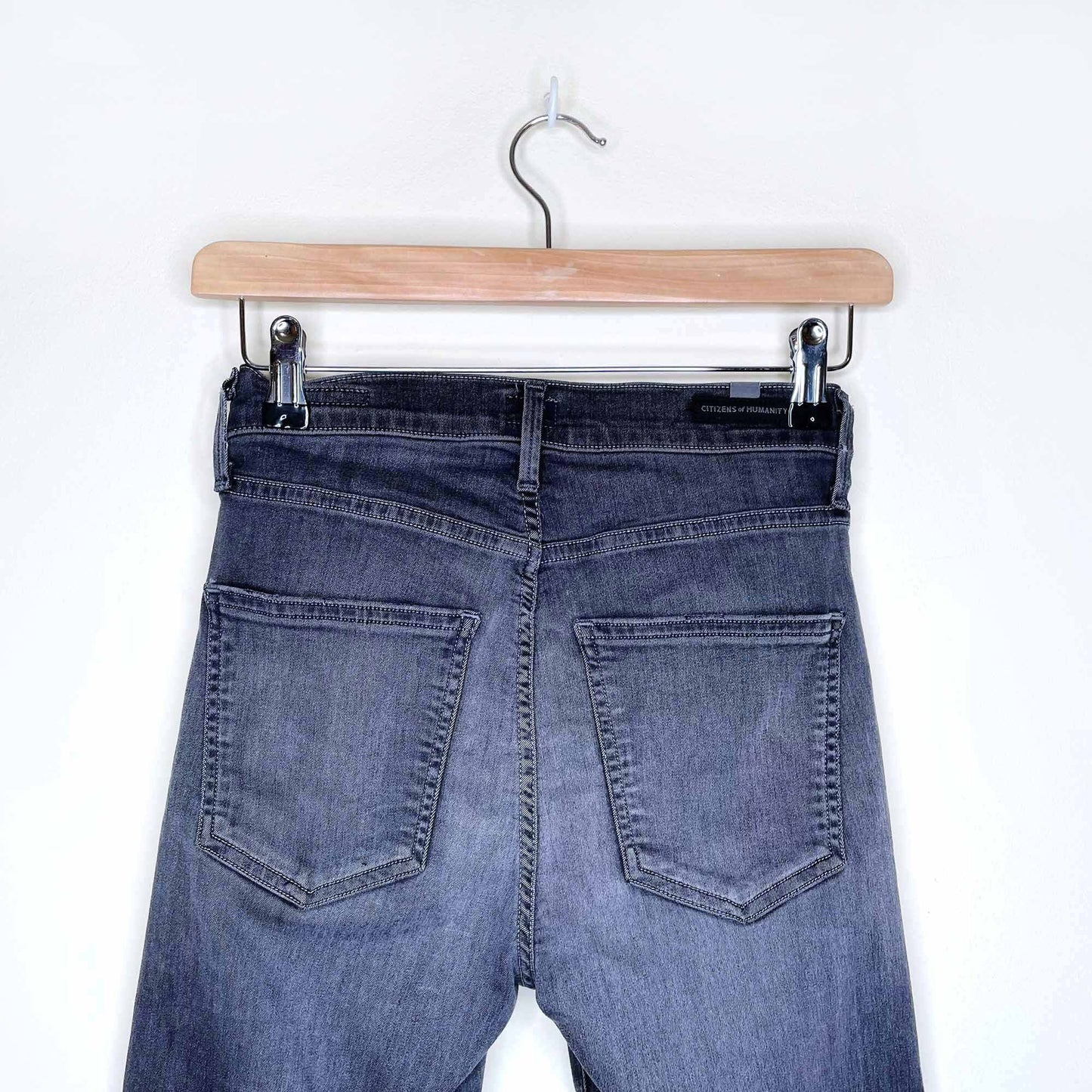 citizens of humanity high rise raw hem rocket skinny jeans - size 26
