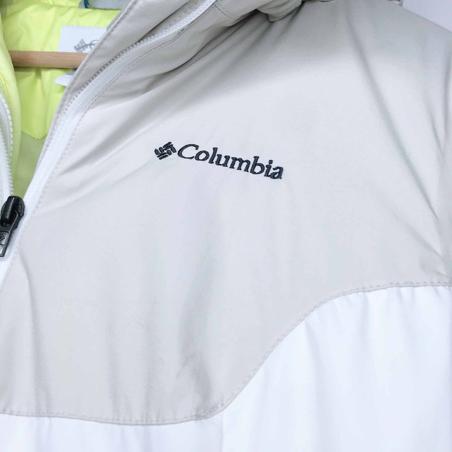 Columbia interchange 2-in-1 winter ski jacket - size Medium
