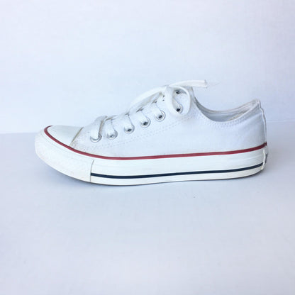 Converse Unisex All Star Low Chuck Taylor - size 7