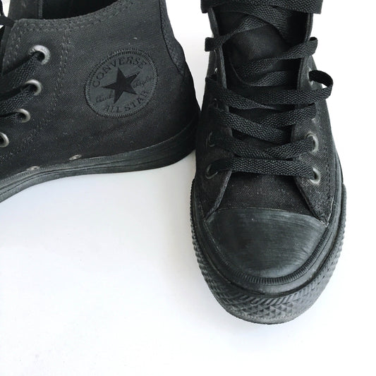 Converse all-blacks Chuck Taylor II - size 9