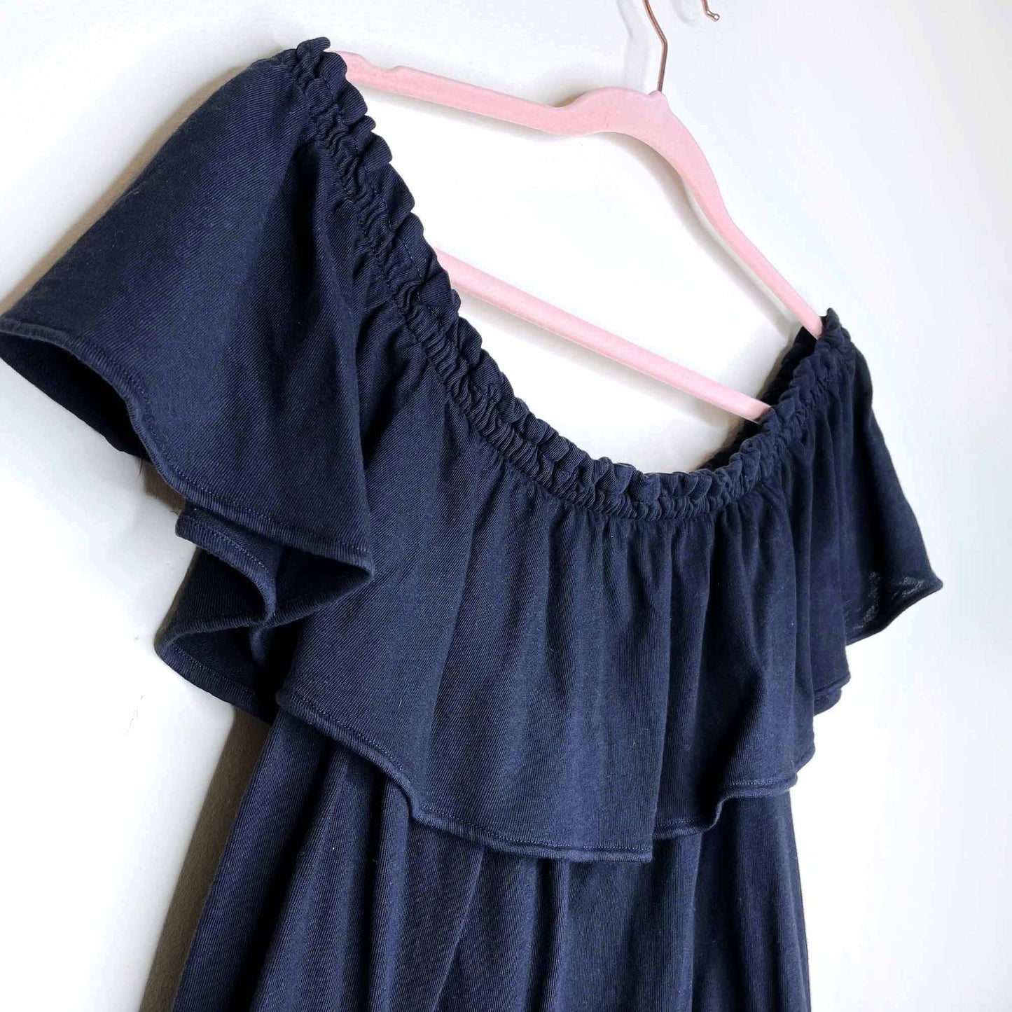 current elliott black off shoulder "the ruffle top" - size 2 (medium)