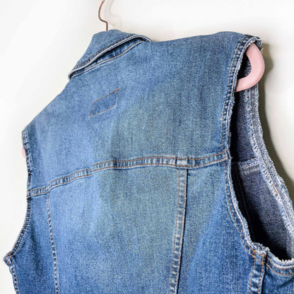 d&g denim vest with spike stud shoulders - size small