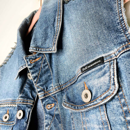 d&g denim vest with spike stud shoulders - size small