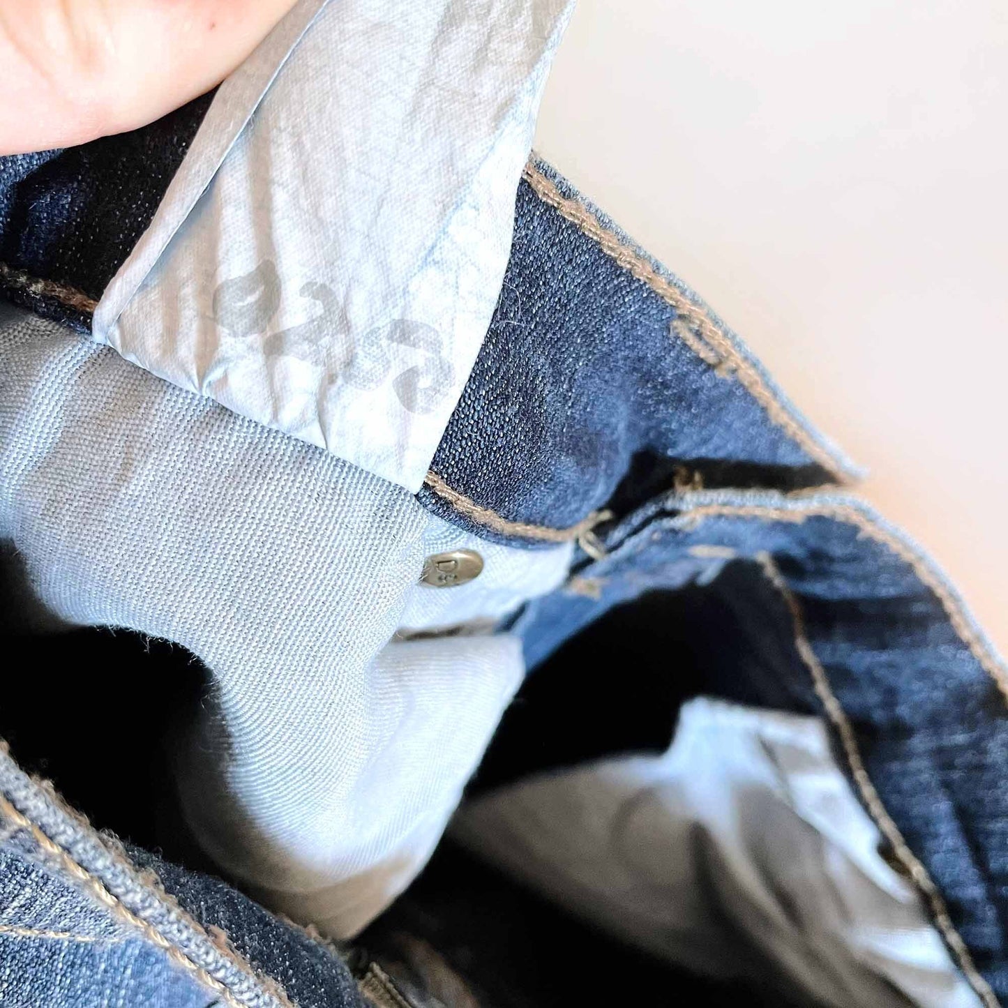 d&g dolce and gabbana mid-rise wide leg jeans - size 27