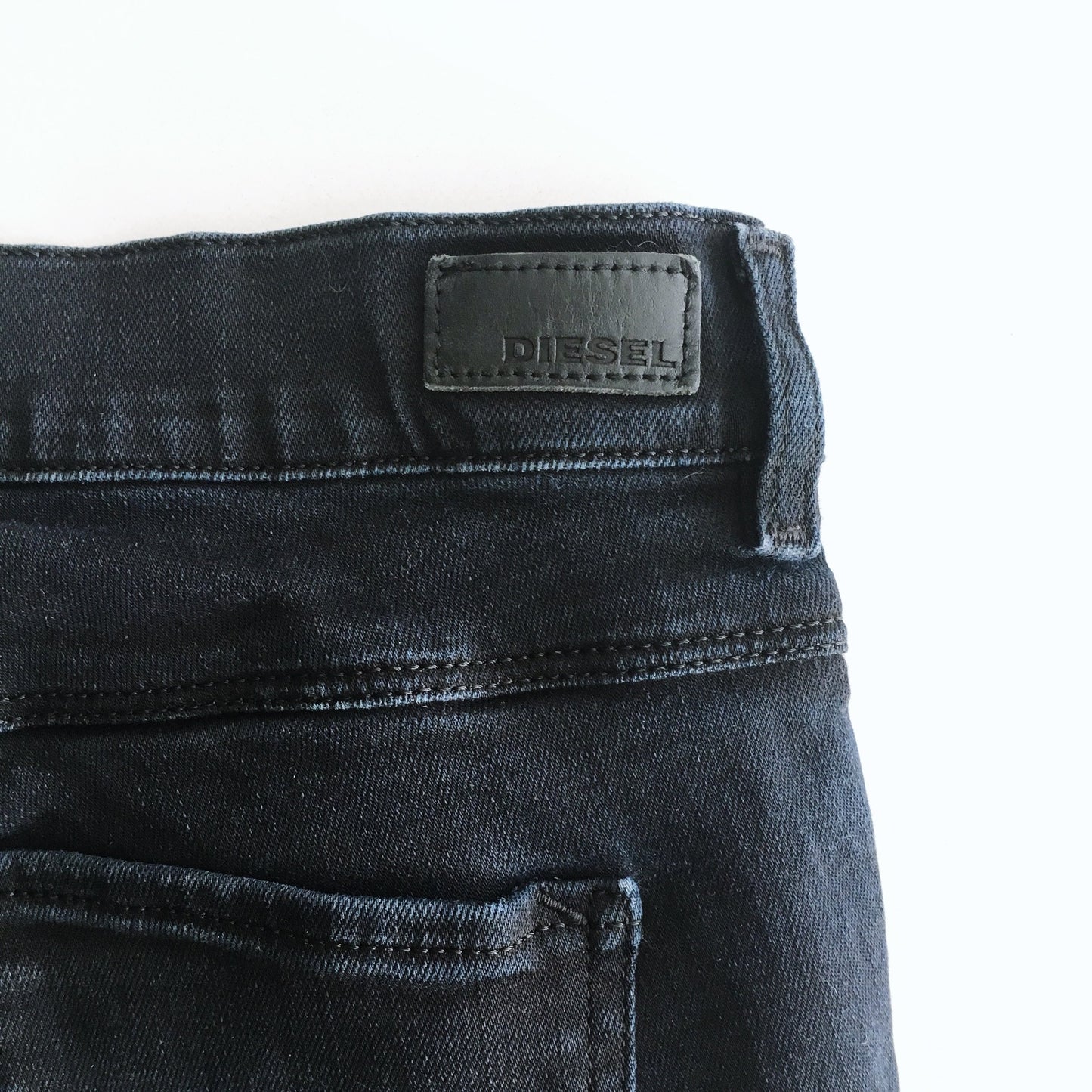 Diesel Jeans Sandy Slim Straight Jeans - size 28