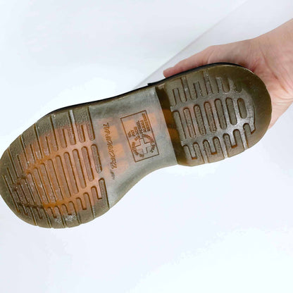 doc martens classic lace-up boots - the original - size 6