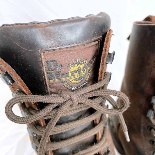 vintage rare 6 eye 5 hook doc martens grunge brown boots - size 7M