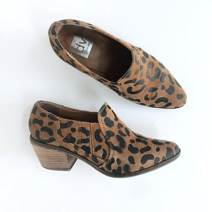 Dolce Vita Leopard Slip-on Booties - size 6