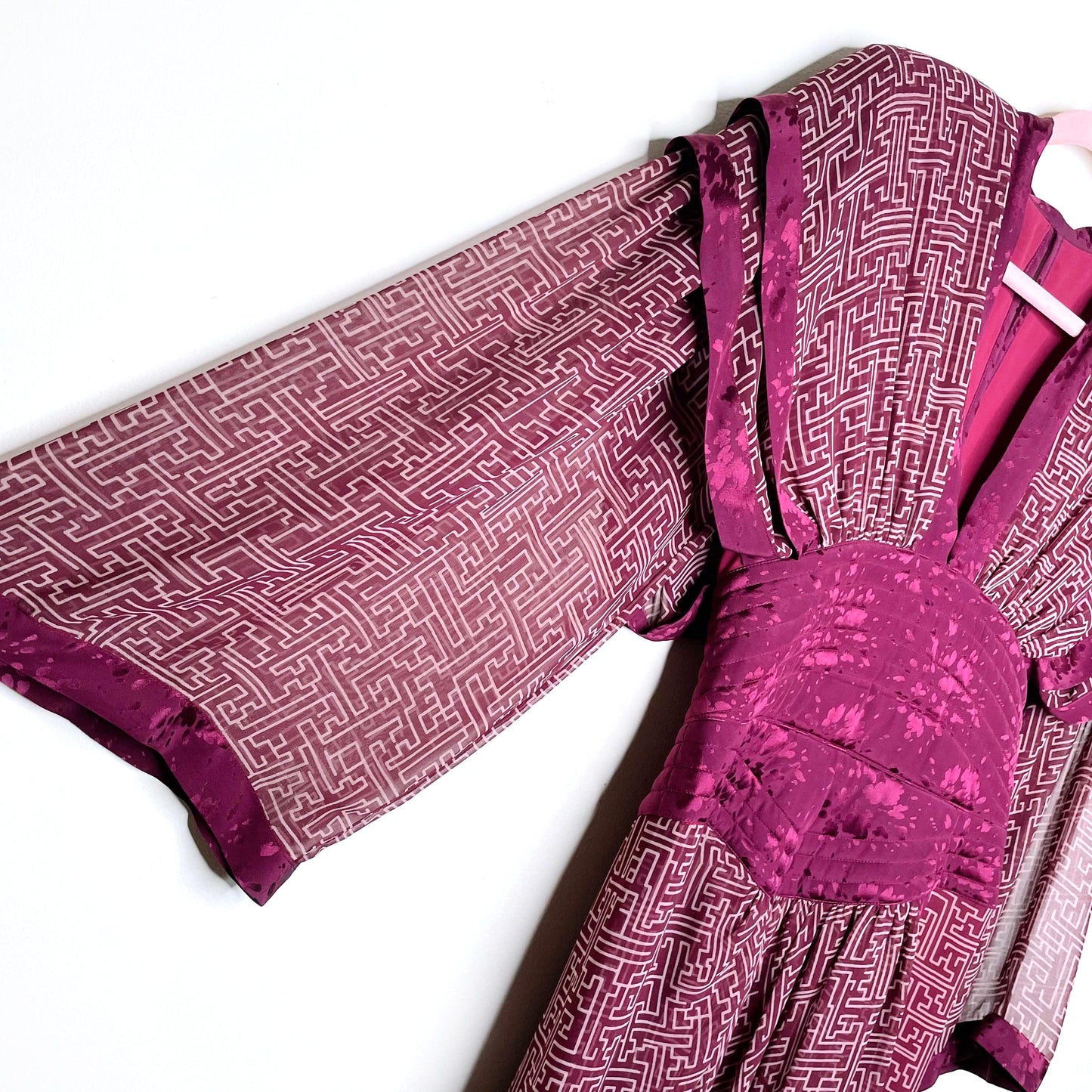 vintage wayne clarke silk chiffon low cut kimono dress - size 8