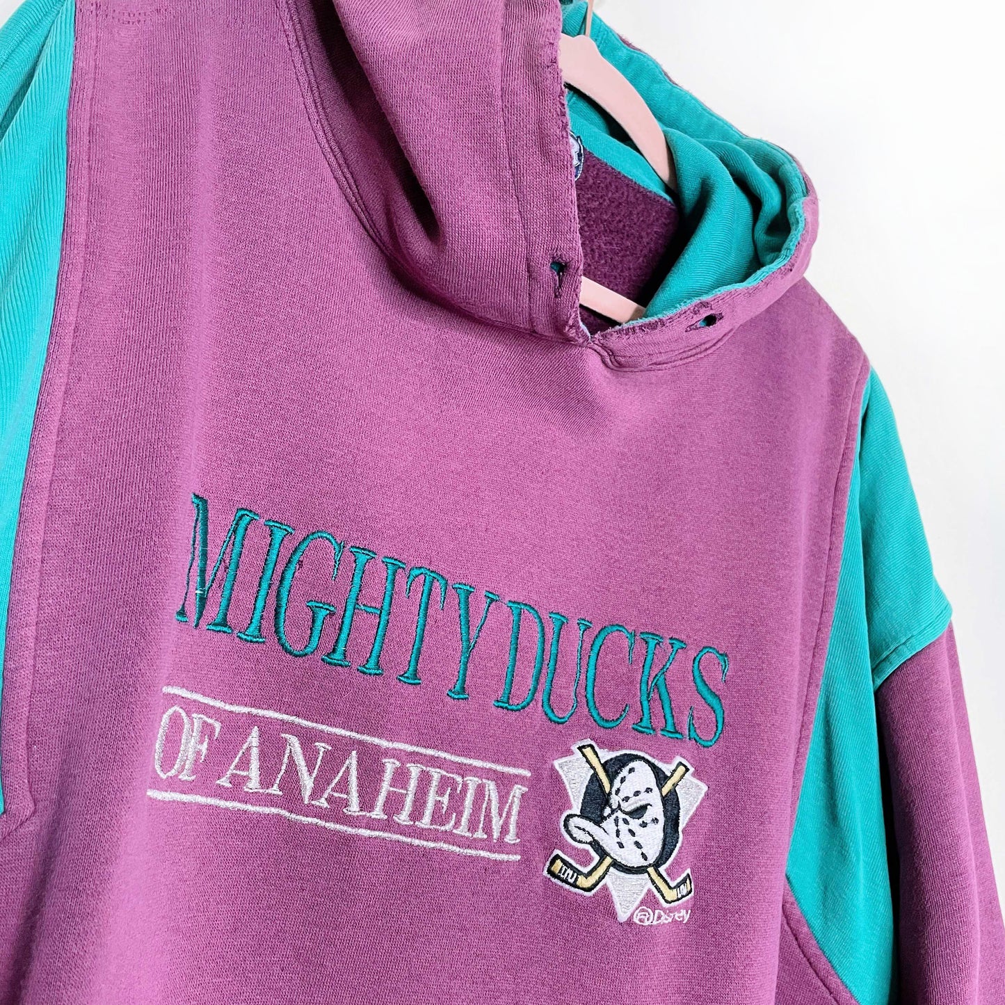 vintage athletics softwear canada mighty ducks hoodie - size medium