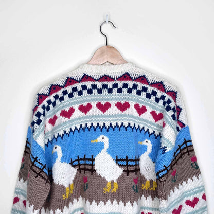 Vintage hand-knit ducks and hearts sweater - size M/L