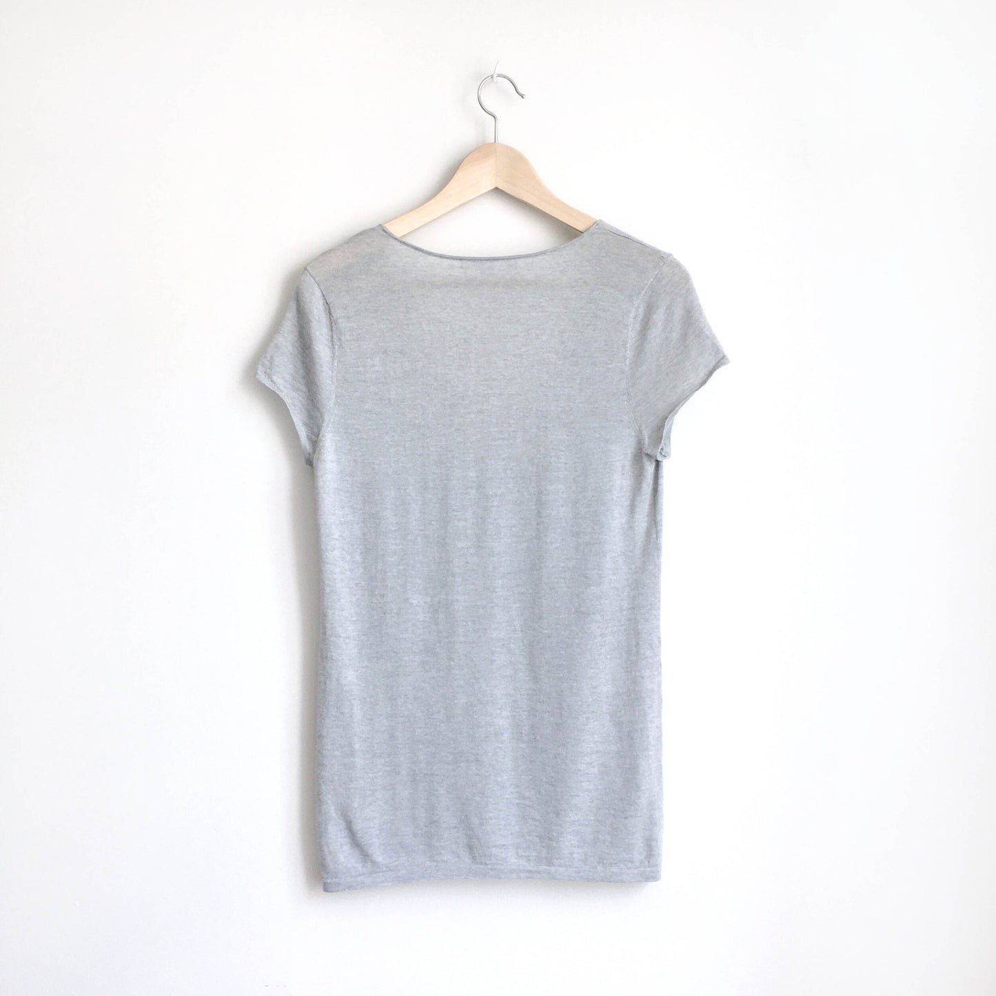 DUFFY light knit wool v-neck tee - size Medium