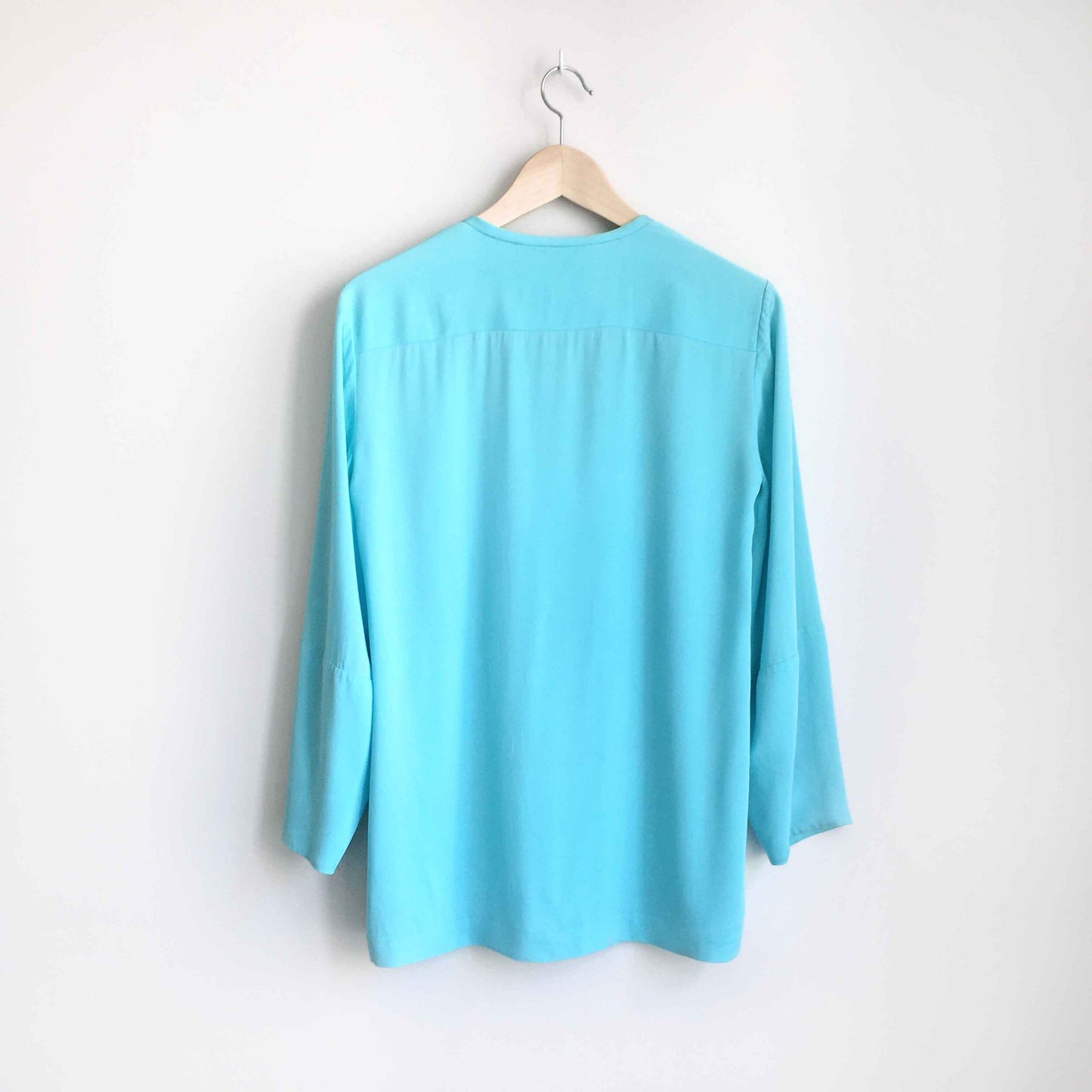 Diane von Furstenberg 1/2 button silk blouse - size 4