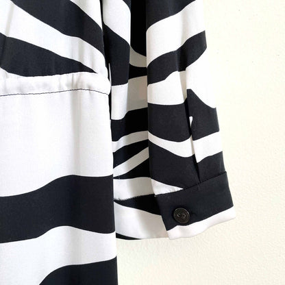 DVF Freya Zebra Stripe Stretch Silk Shirtdress - size 8