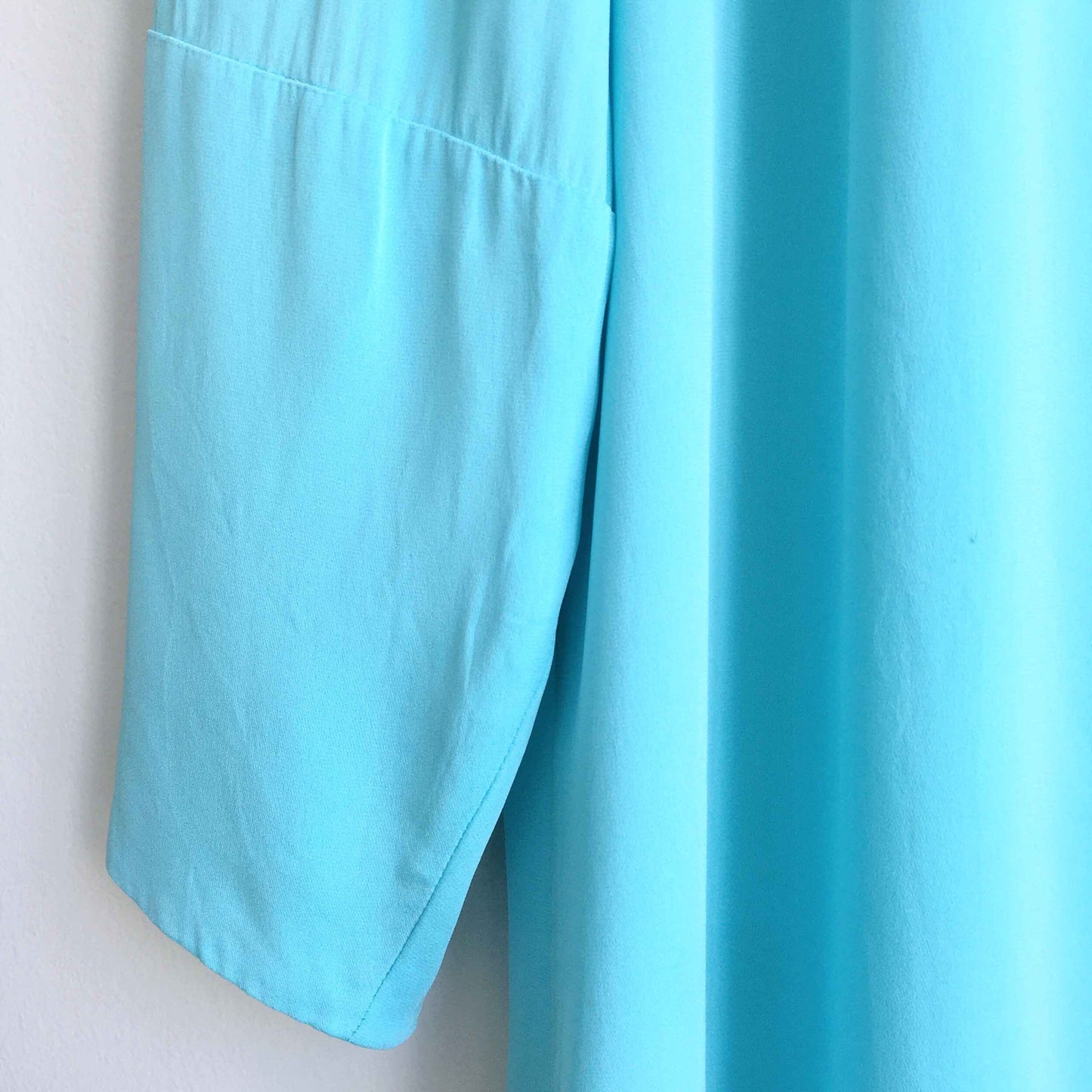 Diane von Furstenberg 1/2 button silk blouse - size 4