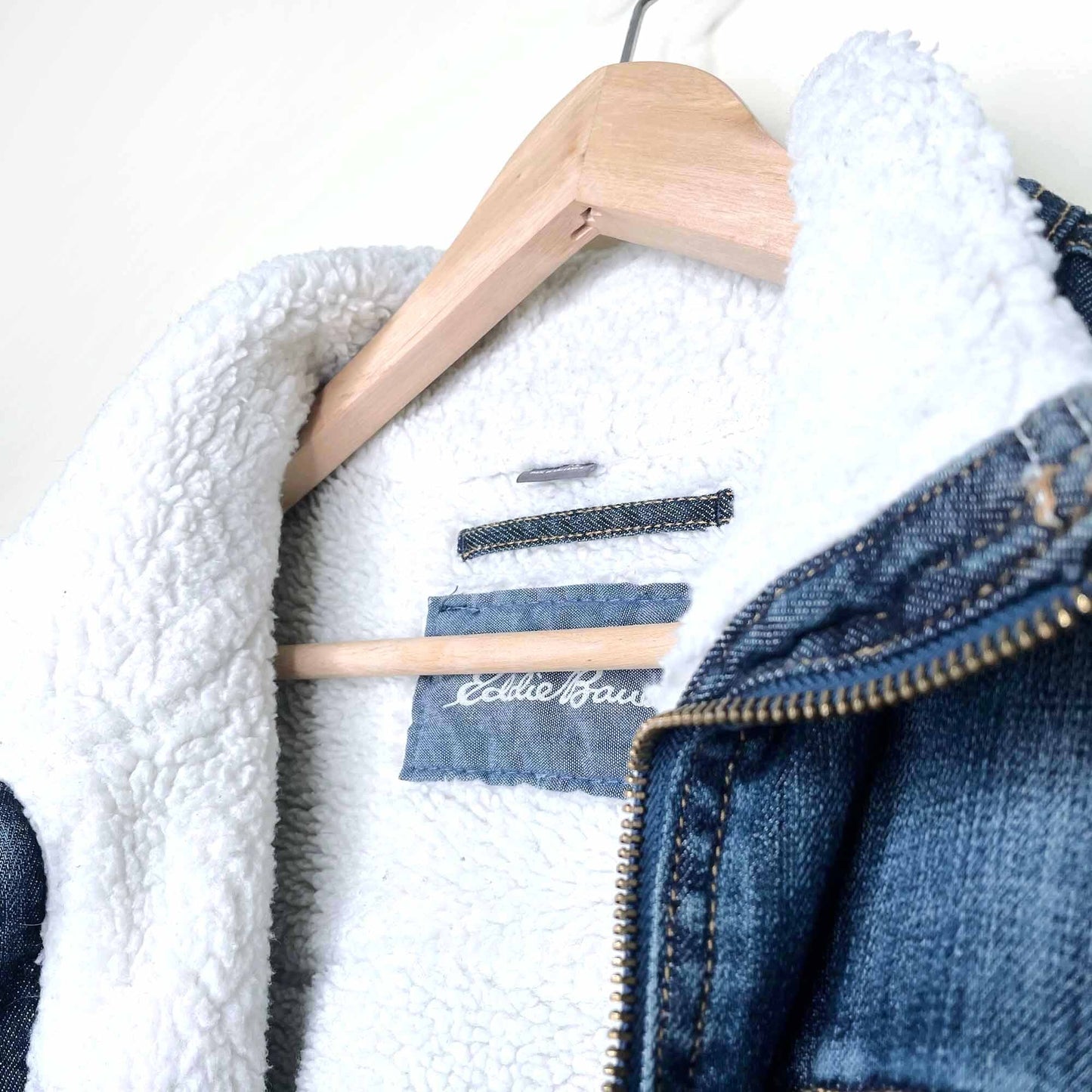 RARE Eddie Bauer denim jacket with sherpa lining - size XL