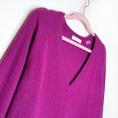 equipment femme 100% cashmere v-neck sweater - size large